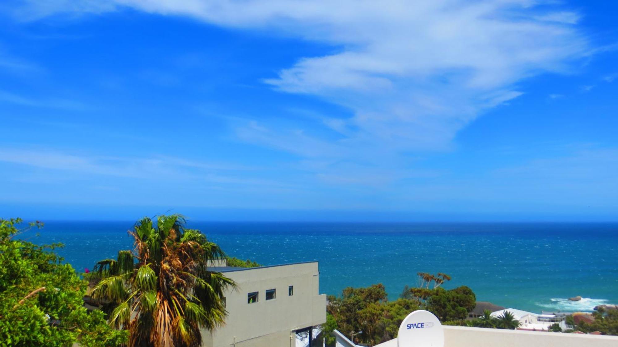 Camps Bay Studio Guesthouse - Studio Кейптаун Стая снимка