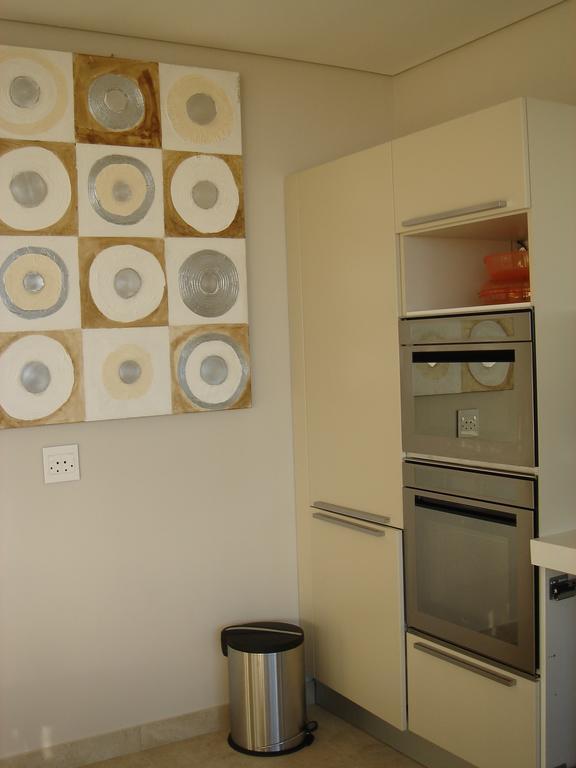 Camps Bay Studio Guesthouse - Studio Кейптаун Стая снимка