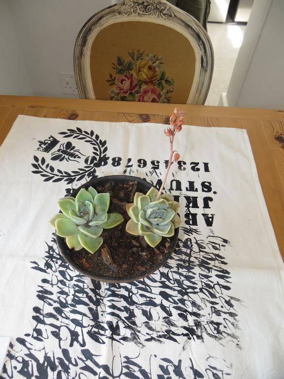 Camps Bay Studio Guesthouse - Studio Кейптаун Екстериор снимка