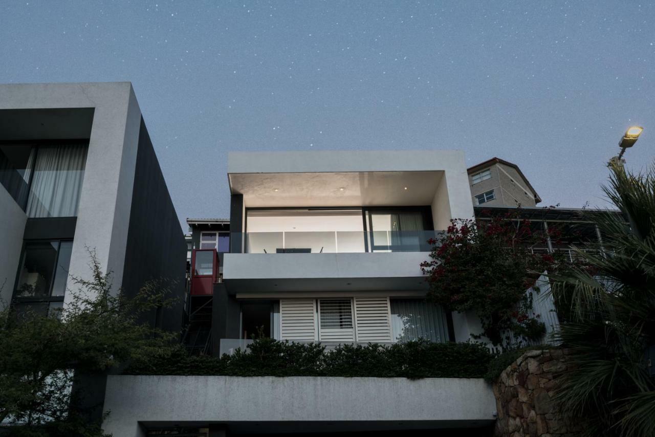 Camps Bay Studio Guesthouse - Studio Кейптаун Екстериор снимка